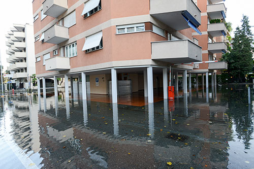 building flood building damage flood