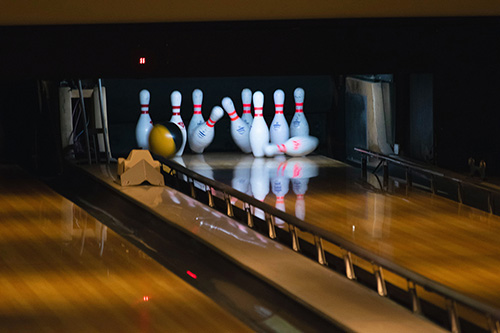 Bowling-Alley Bowling Alley
