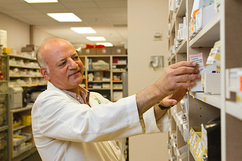 pharmacist (1) pharmacist