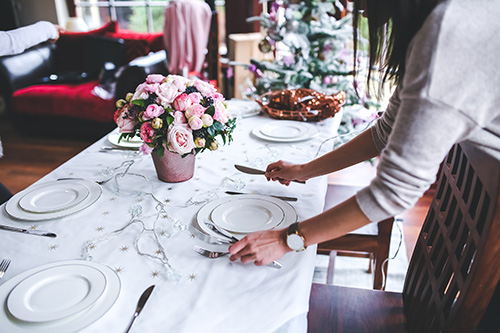 Setting up wedding dining table