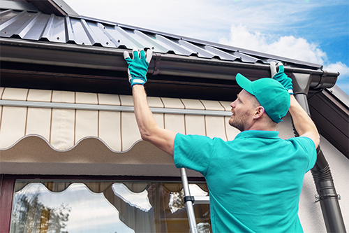 Insurance for eavestrough and siding contractors