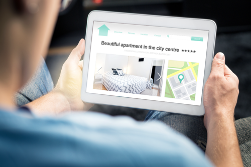 Oct 27-Airbnb_Blog Image Airbnb insurance for hosts.