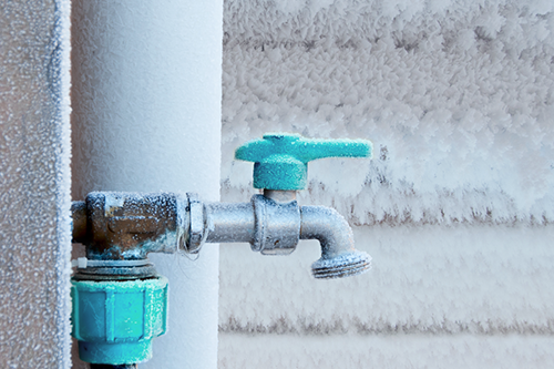 How to check for and avoid frozen water pipes
